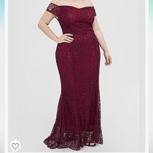 Burgundy Women Plus Size Floral Lace Off-The-Shoulder Dress XL Plus